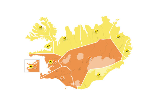 Íslandskort Veðurstofunnar. Appelsínugul viðvörun vegna veðurs á höfuðborgarsvæðinu og víðar
